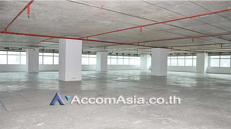 unit Office space For Rent in Silom, Bangkok  near BTS Surasak (AA12862)